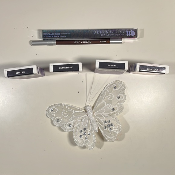 Urban decay, moon, dust shadows, and liner - Picture 2 of 4